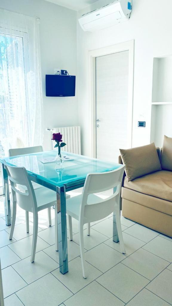 Residence Altea Riccione Exterior foto
