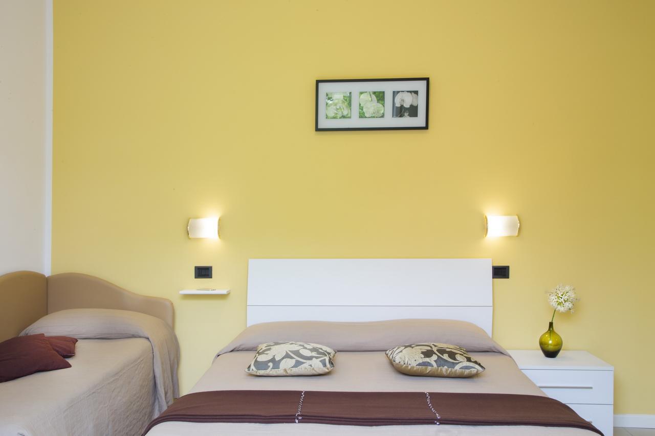 Residence Altea Riccione Exterior foto